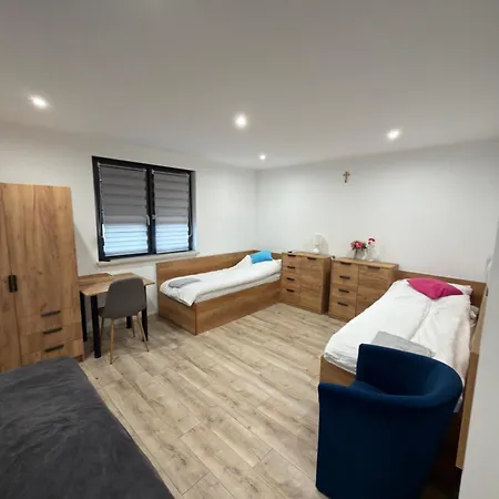 Habitación en casa particular Na Wylocie - W Poblizu Katowice Airport *